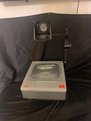 3M 9200 OVERHEAD PROJECTOR