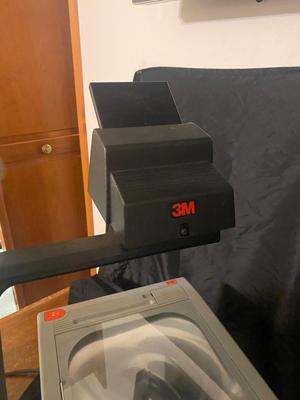 3M 9200 OVERHEAD PROJECTOR