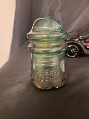 VINTAGE BICENTENNIAL COLLECTIBLE PLATE, CANDY JAR, INSULATOR THAT LOOKS TO HAVE BEEN STRUCK BY LIGHTING WATER PITCHER AND MORE!