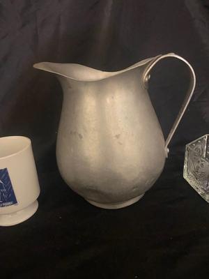VINTAGE BICENTENNIAL COLLECTIBLE PLATE, CANDY JAR, INSULATOR THAT LOOKS TO HAVE BEEN STRUCK BY LIGHTING WATER PITCHER AND MORE!