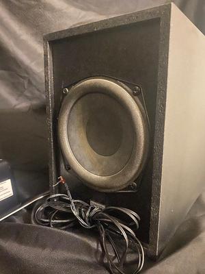 PHILLIPS SOUNDBAR AND SUBWOOFER