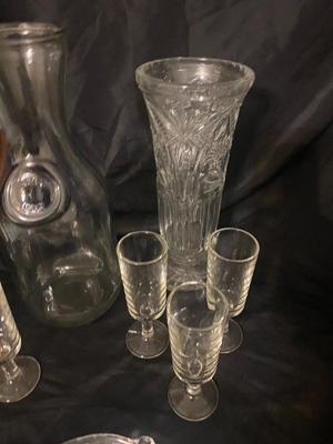 CUTEST LITTLE SHOT GLASSES, WINE BOTTLE, SEPARATED DISH, & VASE