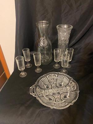 CUTEST LITTLE SHOT GLASSES, WINE BOTTLE, SEPARATED DISH, & VASE