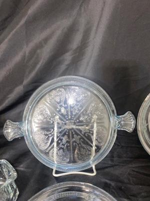 LOVELY VINTAGE FIRE KING BLUE SAPPHIRE PHILBE GLASS TRIVETS (DEPRESSION GLASS) & OTHER LIKE ITEMS