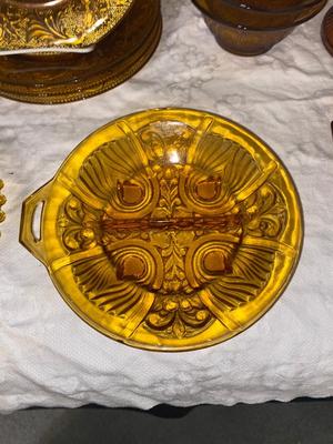 VINTAGE AMBER COLORED TIARA GLASS