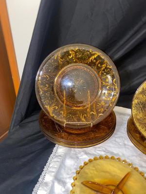 VINTAGE AMBER COLORED TIARA GLASS