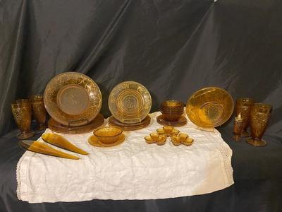 VINTAGE TIARA GLASS AMBER DINNERWARE