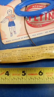 LOT 92 OLD TOY FLYING SAUCERS