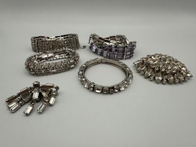 Costume Jewelry Lot.
