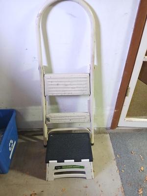 Folding footstool, and folding step ladder