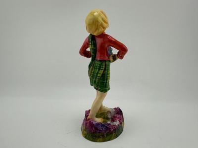 Royal Worcester F.G. Doughty #3104 Scotland Figurine