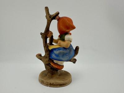 Hummel "Apple Tree Girl," Hummel #141 3/0, TMK #3
