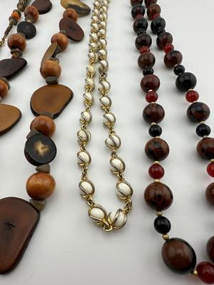 Decorative Necklace Lot