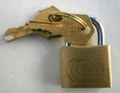 3 Combination Locks and One Key Lock,