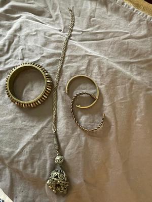 VINTAGE BRASSY BELL NECKLACE
