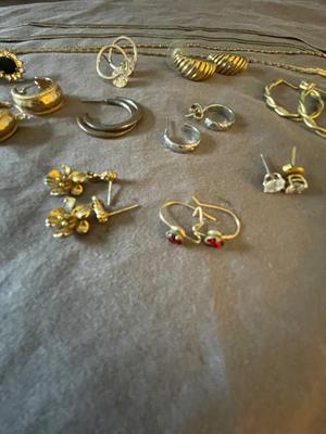 GOLD TONE NECKLACES & PIERCED EARRINGS