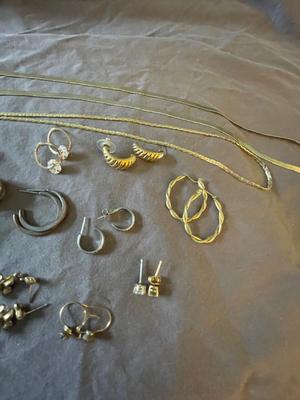 GOLD TONE NECKLACES & PIERCED EARRINGS