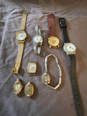 VARIETY OF WOMENS WATCHES FOR PARTS OR REPAIR