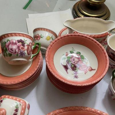 Vintage 45-50-Piece Villeroy & Boch Fiorello Pattern Dinnerware Partial Set w/7 Dinner Plates, Platter, Chop Plate Etc.