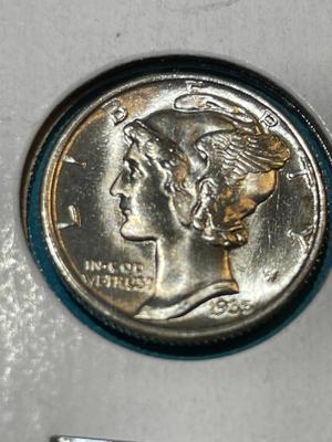 1935-P CHOICE BU CONDITION W/SPLIT BANDS MERCURY SILVER DIME (COIN-2).