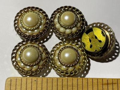 Vintage Unsigned Gold-tone Faux Pearl Button Covers Set of 5 in Good Preowned Condition.