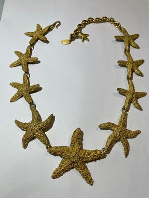 Vintage "Marie Demasi" Designer Matt Finish Starfish Necklace 15"-18" Adjustable in Good Preowned Condition.