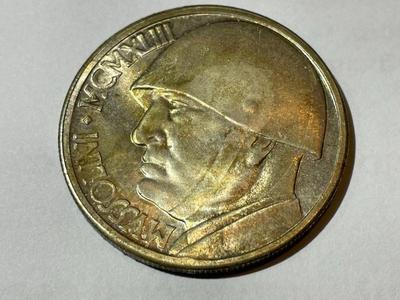 ITALY 1943 (c1970) UNCIRCULATED/TONED CONDITION 20 LIRE - MUSSOLINI FANTASY MEDAL/COIN AS PICTURED.