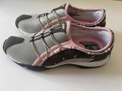 Brand New Ladies Dr Scholl's Sneakers Size 6