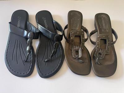Brand New 2 pairs of women's sandals in size 6