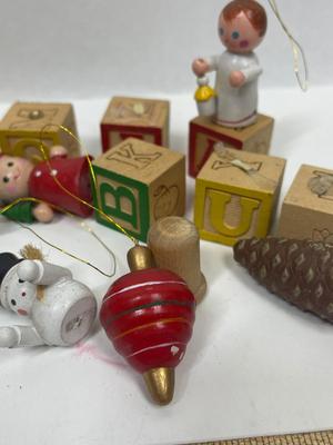 Christmas Ornament Home Decor Lot
