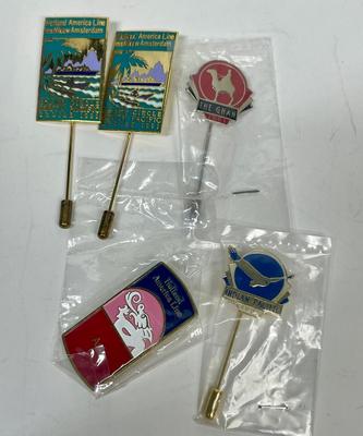 Stick pins souvenirs new in pkgs