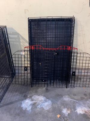 ANIMAL KENNEL WITH OUTSIDE AREA GATE