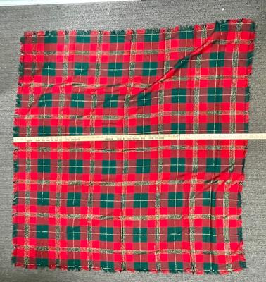 Vintage Christmas plaid tablecloth Square