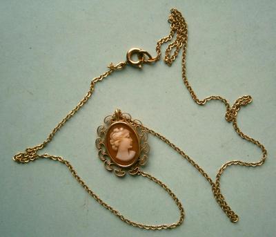 Vintage Cameo Necklace