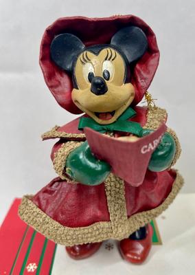 Minnie Mouse Christmas Caroler Ornament The Walt Disney Company World Kurt Adler Santa's World