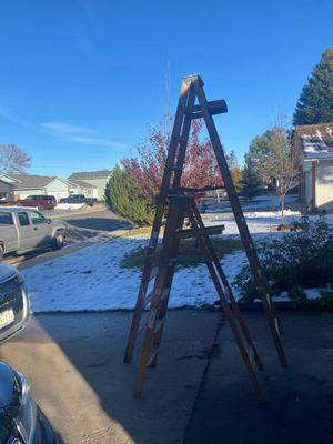 10’ & 6’ SEARS WOODEN TYPE 1 LADDERS