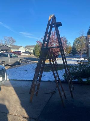 10’ & 6’ SEARS WOODEN TYPE 1 LADDERS