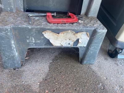 KETER GARAGE STORAGE CABINET AND STEP STOOL/TOOL BOX