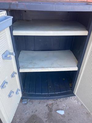 KETER GARAGE STORAGE CABINET AND STEP STOOL/TOOL BOX