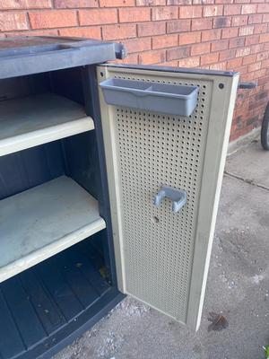 KETER GARAGE STORAGE CABINET AND STEP STOOL/TOOL BOX