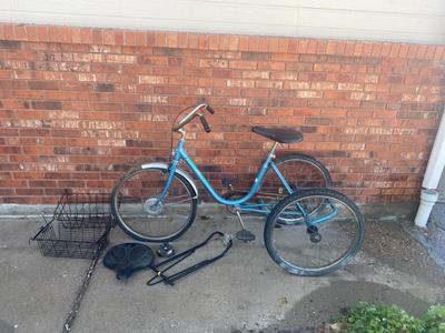 WORKSMAN ADULT SIZE TRICYCLE WITH EXTRAS