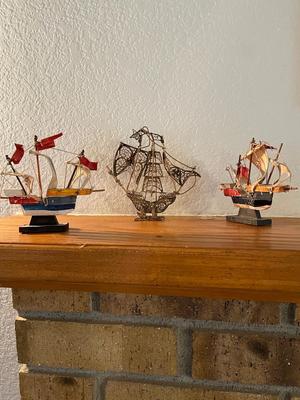 3 MODEL VINTAGE SHIPS