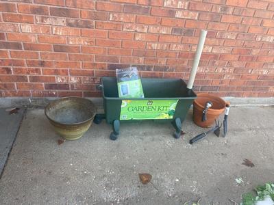 PATIO GARDEN BOX, PLANTERS, SPRINKLERS AND MORE