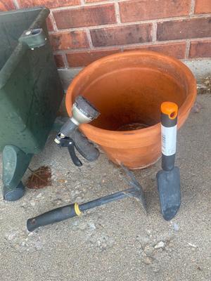 PATIO GARDEN BOX, PLANTERS, SPRINKLERS AND MORE
