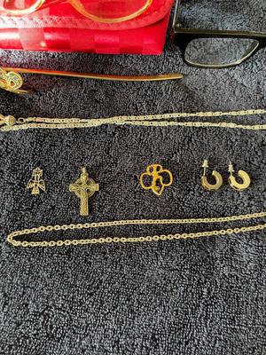 GLASSES AND JEWELRY