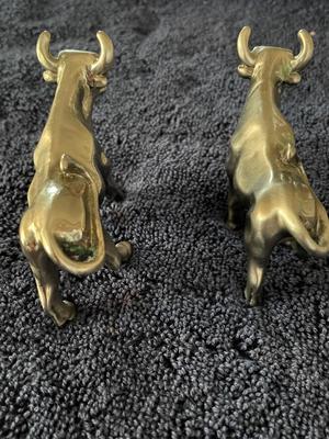 BRASS BULL FIGURINES APPROX 3" LONG