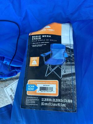 OUTDOOR CHAIRS AND FISHING ITEMS