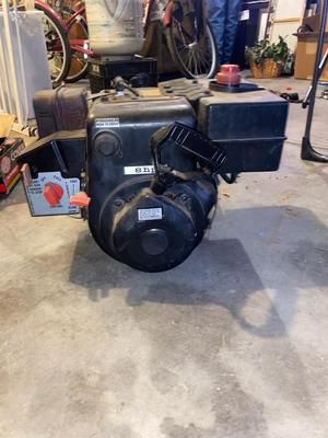 8HP PULL OR ELECTRIC START ENGINE