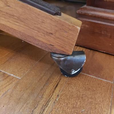 Wooden Desk W/ Vintage Desk Chair (LR-KD)