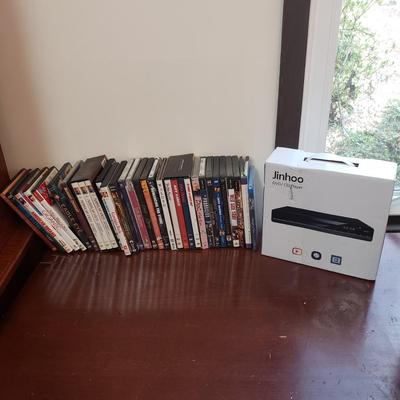 NIB Jinhoo DVD/CD Player and DVDs (LR-KD)